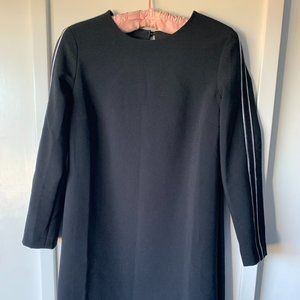 Banana Republic Little Black Shift Dress - long sleeve Size 2